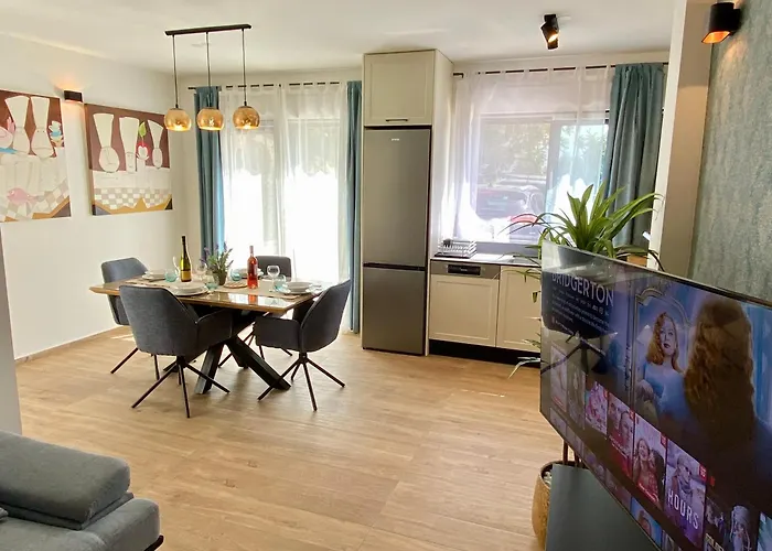 Luxury House Prestige Split